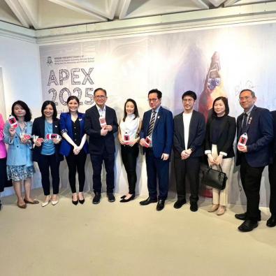 <<APEX 2025 Visual Arts Graduation Show Opens with Distinguished Ceremony>>