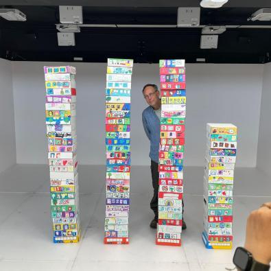 <<🚍✨A-School Welcomes UK Author Mike Smith: Inspiring Young Minds Through Reading & Creativity✨📚>>