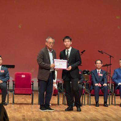 琴音賀國慶 本校鋼琴好手登上沙田大會堂舞台