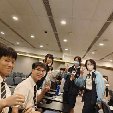 Impressive Win in the 1st Preliminary of the 39th Sing Tao Inter-School Debating Competition