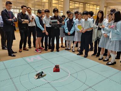 Grade 8 STEAM Project – Junk Robot Sumo Competition