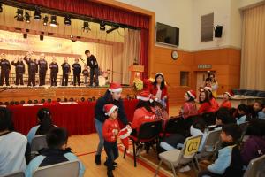 18-19_Christmas celebration