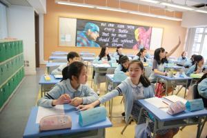 18-19 Grade 6 mock school day