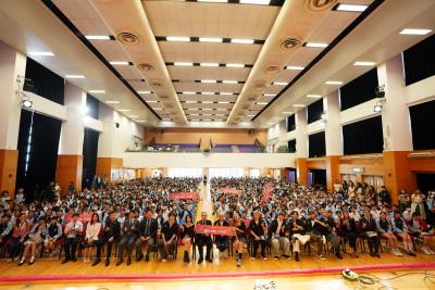 <<Emperor Entertainment Group x BLESSVISION X HKBUAS School Tour   Celebrities School Tour: Spreading positivity>>