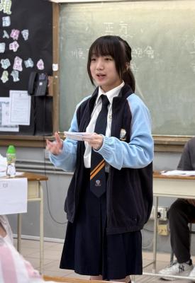 Chinese Debating Team Advances to the Final