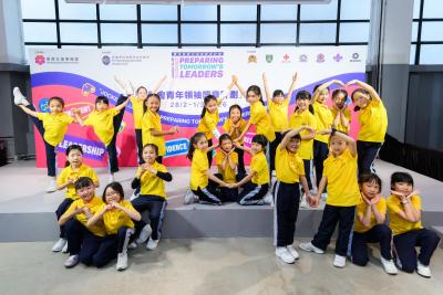 🍄Brownies Members Shine on Stage for the First Time✨