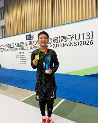 🏆 恭喜我校足球小將勇奪全國冠軍！ 🏆