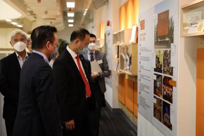 School Visit by HKBU President & Vice-Chancellor