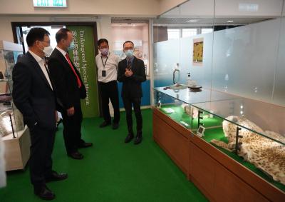 School Visit by HKBU President & Vice-Chancellor