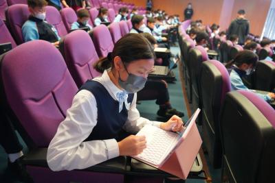 中國外交部駐香港特別行政區特派員公署等機構參訪我校