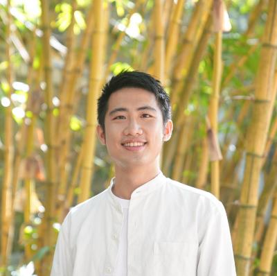 A-School’s First Alumni Manager Elected