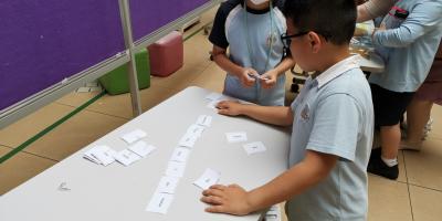 English Week: From “Let It Go!” to “Please Don’t Let Me Go”