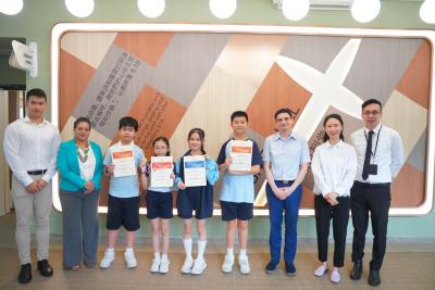 Champion of Hong Kong French Speech Competition for Grade 5 Poetry Speaking