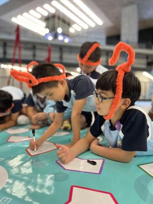 Visual Arts Activity: M+ Thematic Tour and Workshop - M+ Encyclopedia: Ask the Museum