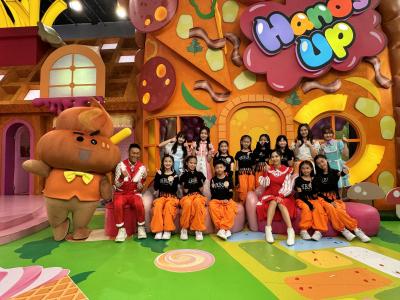 🎶Exciting K-pop Performance Alert!🎵
