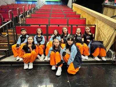 🎶Exciting K-pop Performance Alert!🎵